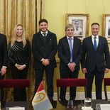 Diego Santilli, Karina Milei, Maximiliano Pullaro y Luis Caputo se volverán a ver en Rosario. Diego Santilli, Karina Milei, Maximiliano Pullaro y Luis Caputo se volverán a ver en Rosario.