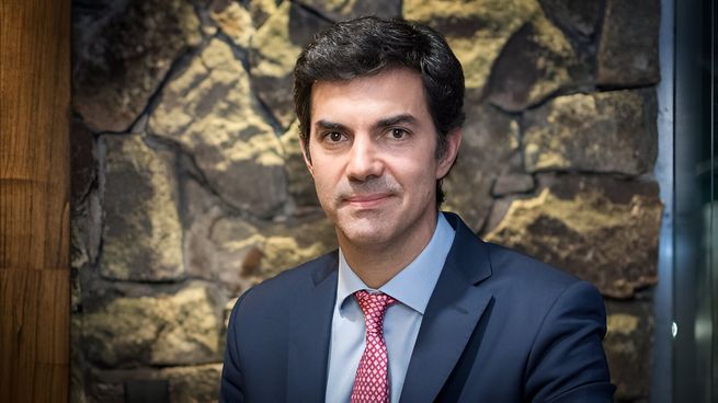 Juan Manuel Urtubey, exgobernador de Salta, encabeza la lista de Fuerza Patria.