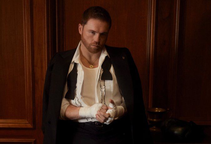“En la moda puedo expresar quién soy. Las vendas representan mi disciplina, mientras que los trajes reflejan mi evolución y éxito fuera del ring”, expresó Canelo Álvarez. “En la moda puedo expresar quién soy. Las vendas representan mi disciplina, mientras que los trajes reflejan mi evolución y éxito fuera del ring”, expresó Canelo Álvarez.