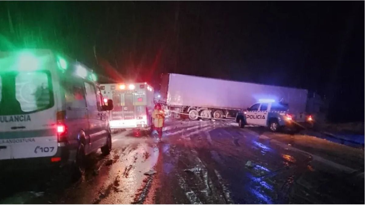 Trágico accidente en la ruta 40: murió una familia tras el choque entre ...