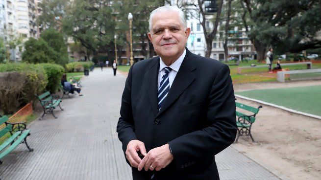 El Gobierno debe reconocer que se ha equivocado de medio a medio: en el trato al Congreso, en la conducta, en las formas, en las propuestas, asegura López Murphy.