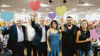sola bendice candidatura portena