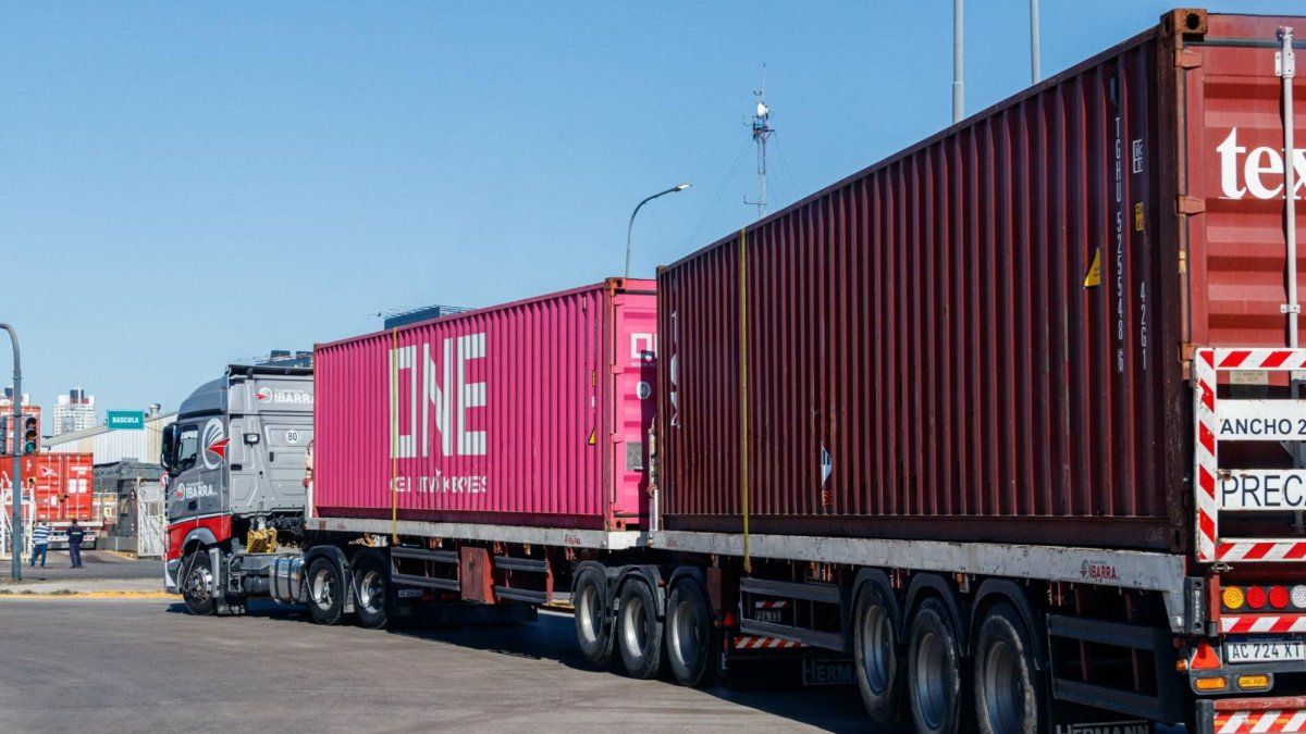 The government authorized full circulation of bitrenes on routes throughout the country