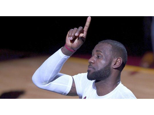 Una nueva estrella revoluciona Los Ángeles: LeBron James jugará en los Lakers