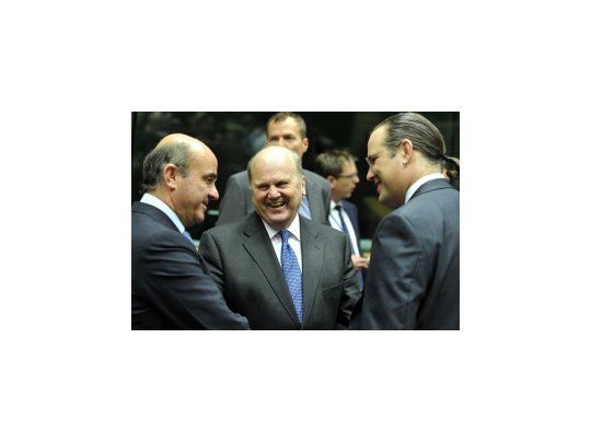 Los ministros de finanzas de España (Luis De Guindos); de Irlanda (Michael Noonan); y de Suecia (Anders Borg).