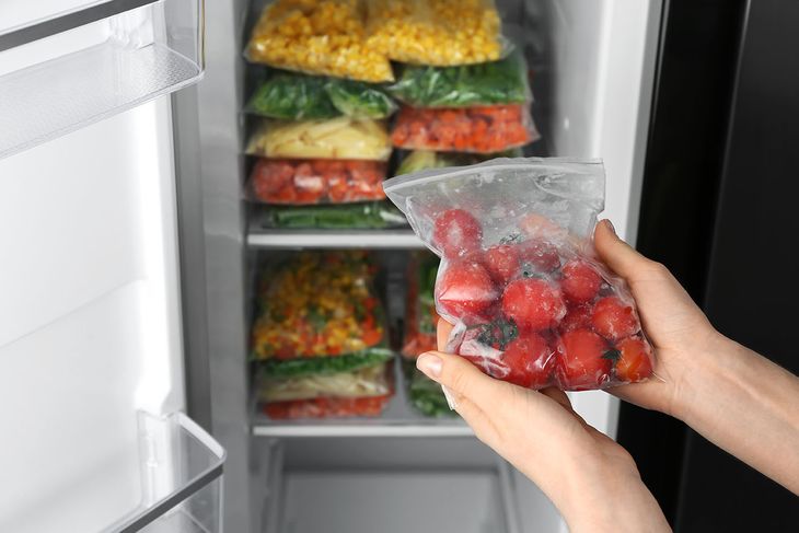 Following these tips you can enjoy your fruits and vegetables for longer. Following these tips you can enjoy your fruits and vegetables for longer.