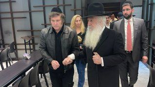 Javier Milei junto al rabino David Pinto Shlita