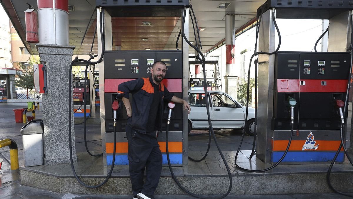 A cyberattack paralyzes service stations in Iran