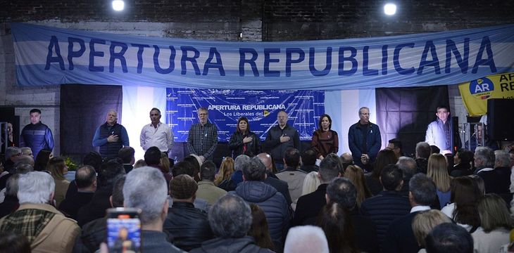 Patricia Bullrich protagonizó un acto con funcionarios libertarios, 48 horas después de que Macri asuma como presidente del PRO.
