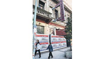 ámbito.com | Uno de los tantos cafés que esperan ser demolidos para que se construya en ese lugar un edificio.