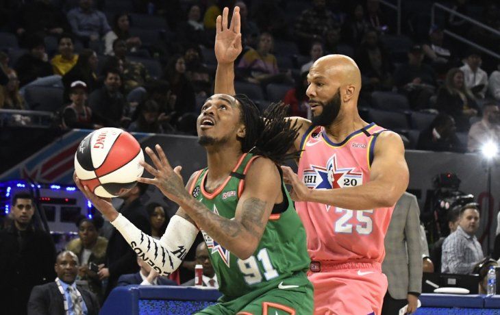 ¿quienes son los famosos que jugaran el juego de celebridades de la nba?