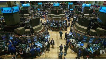Wall Street ganó un 0,3% tras débil dato de inflación que aleja perspectiva de suba de tasas