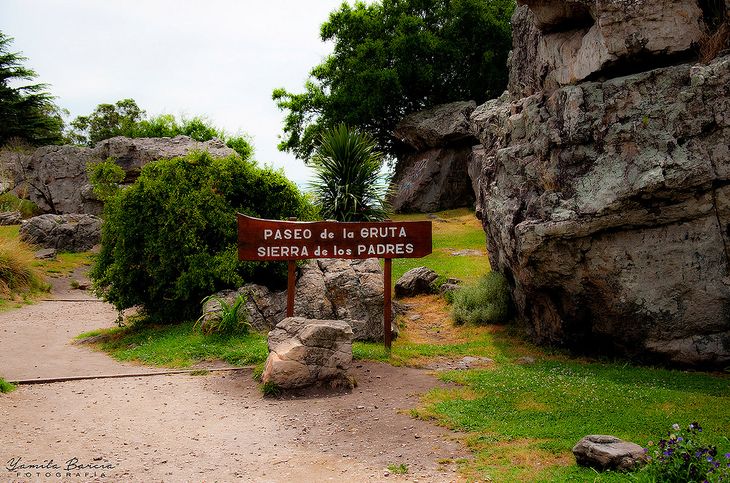 The Paseo de la Gruta is one of the great attractions of Sierra de los Padres. The Paseo de la Gruta is one of the great attractions of Sierra de los Padres.