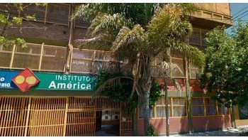 El adolescente salía del colegio América Latina.