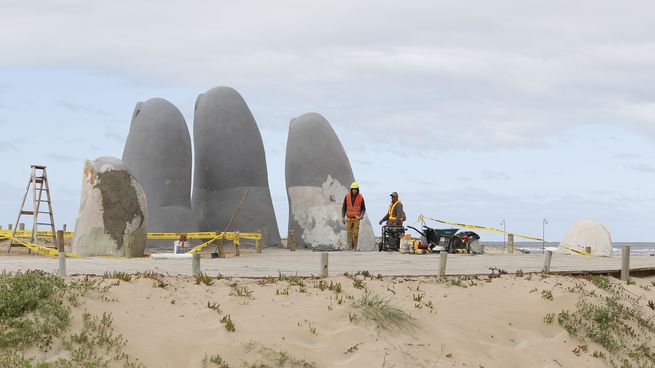 Maldonado comenzará a implementar el estacionamiento tarifado en Punta del Este y en otros puntos del departamento.