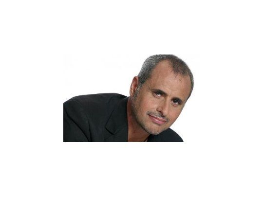 Jorge Rial conduce intrusos hace más de 10 años.