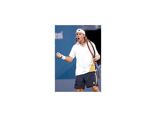 David Ferrer dio la gran sorpresa del Abierto de los EstadosUnidos al vencer a Rafael Nadal. Hoy será rival de Juan IgnacioChela.