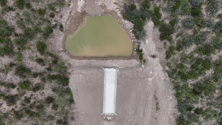 Uno de los diques de contención emplazados en la zona del piedemonte mendocino. Uno de los diques de contención emplazados en la zona del piedemonte mendocino.
