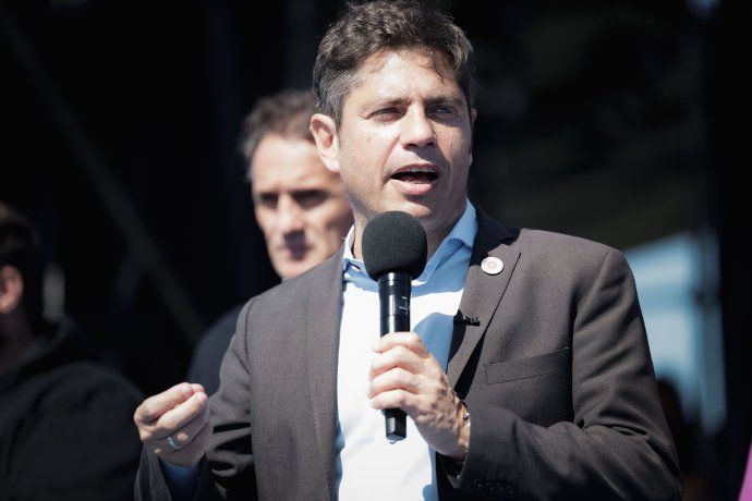 "Milei no era lo que parec&iacute;a, es un empleado, no es el due&ntilde;o del circo, es un payaso", lanz&oacute;.