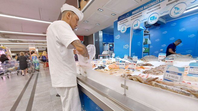 Coto ofrece diversas promociones en pescadeías por la Semana Santa.