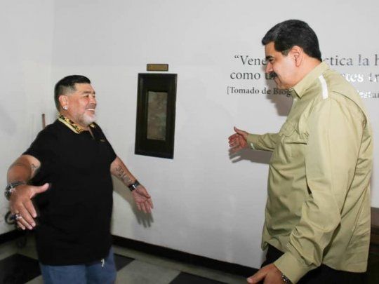 Diego Maradona durante uno de los últimos encuentros con con Nicolás Maduro en Caracas.