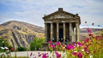 Un escenario emblemático del país refleja la mezcla de historia, paisaje y tranquilidad que atrae a quienes buscan viajar distinto por Europa.