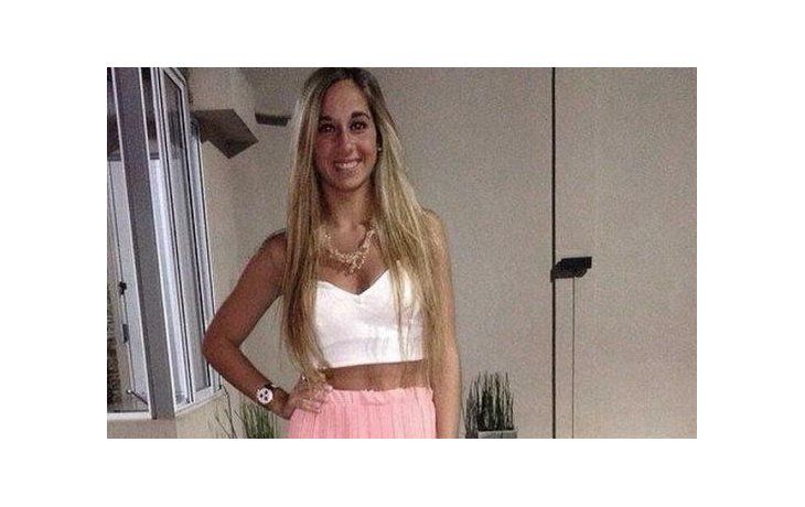 Tras el accidente y hasta el presente, Macarena Mendizábal quedó en estado vegetativo, desconectada de la realidad y se encuentra postrada en una silla, con su familia, mientras recibe cuidados extremos.