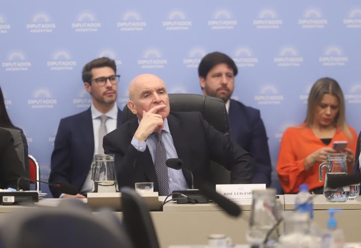 El escándalo protagonizado por José Luis Espert se expande por el país, afectando las campañas libertarias. El escándalo protagonizado por José Luis Espert se expande por el país, afectando las campañas libertarias.