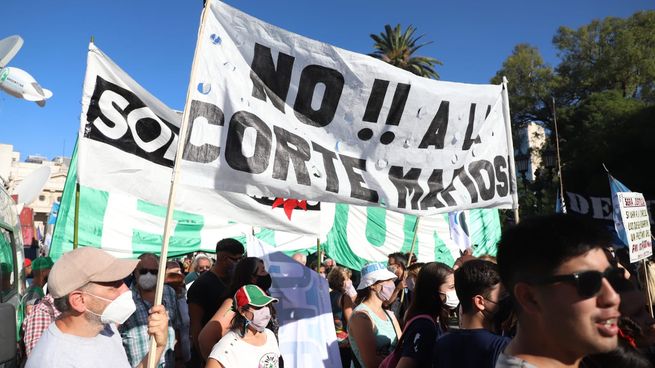 marcha a la corte (2).jpeg