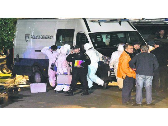 El hombre buscado declaró ayer en la causa y dijo que en la madrugada en que Fulles desapareció estuvo con ella.