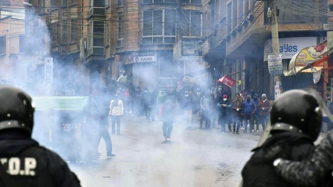 Las violentas protestas de los cocaleros en La Paz llevan 10 días.