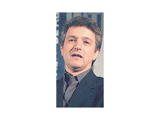 Gustavo López, secretario de Cultura de Buenos Aires, prometió la pronta firma de un decreto que reglamente la actividad de las salas independientes.