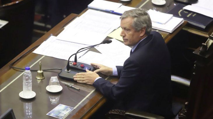 Emilio Monzó durante la sesión de este jueves.