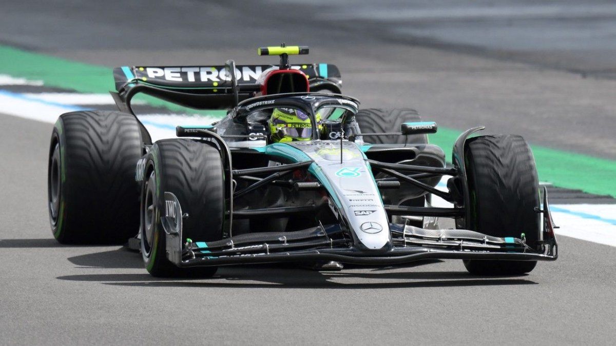 F1: Hamilton ends win drought with ninth victory in UK