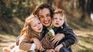 Las relaciones entre padres e hijos tienen matices propios que se construyen a lo largo de la convivencia familiar.
