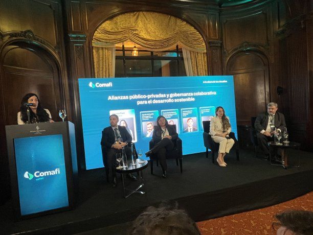 El segundo panel fue moderador por la sanjuanina Danisa Páez, comunicóloga, egresada del programa UNBC y actual coordinadora de comunicación externa de Los Azules. El segundo panel fue moderador por la sanjuanina Danisa Páez, comunicóloga, egresada del programa UNBC y actual coordinadora de comunicación externa de Los Azules.