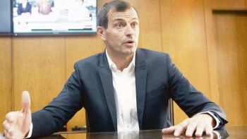 Cambio. Para Bucca los bonaerenses merecemos un gobernador full time.