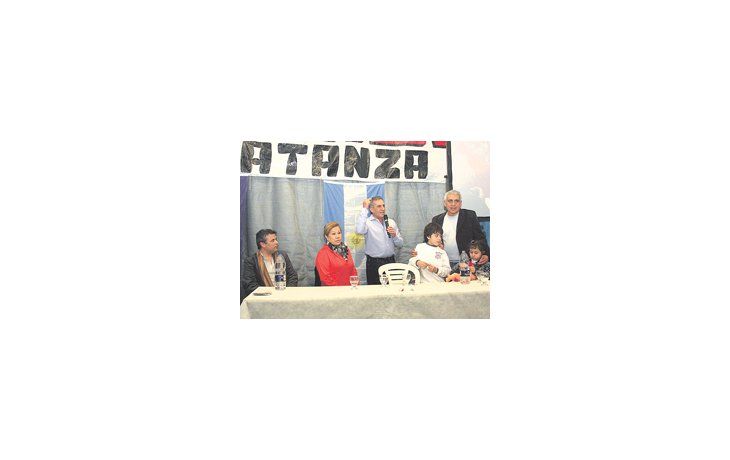 Graciela Camaño y Jesús Cariglino encabezaron dos plenarios del FUP: uno el viernes en La Matanza y otro anoche en Malvinas Argentinas.
