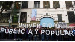 Desde la UBA señalaron que la gestión libertaria profundiza la crisis de la educación superior. 