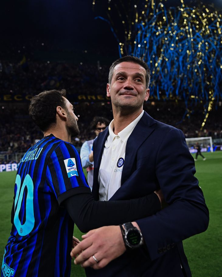 Cristian Chivu, el t&eacute;cnico del Inter campe&oacute;n.