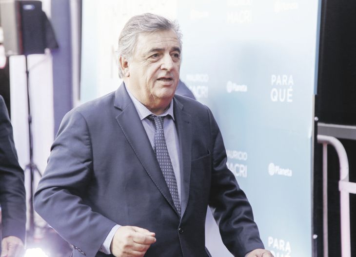 Mario Negri. los jefes de bloque de Juntos por el Cambio (JxC) y del interbloque Provincias Unidas ratificaron la decisión de sostener la sesión convocada para el próximo miércoles 23 de agosto en la Cámara de Diputados﻿.