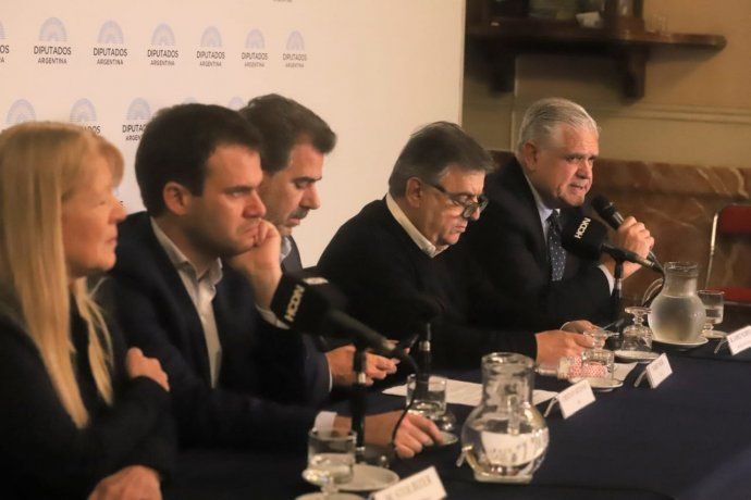 Margarita Stolbizer, Cristian Ritondo, Ricardo López Murphy, Mario Negri y Juan López