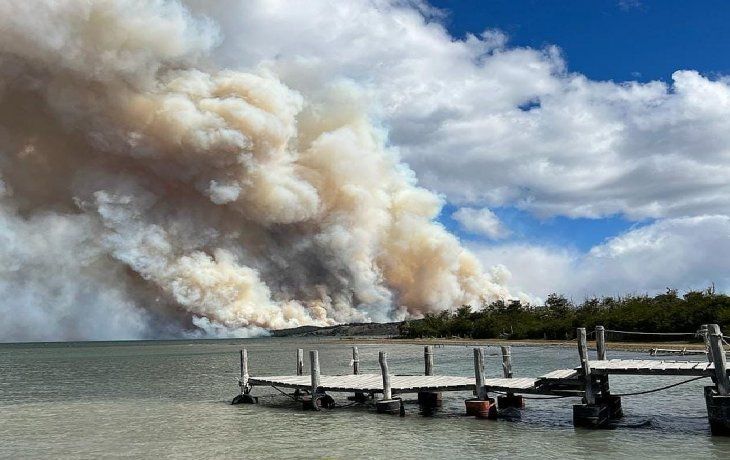 incendios forestales en tierra del fuego: confirmaron que viviendas y personas no corren peligro