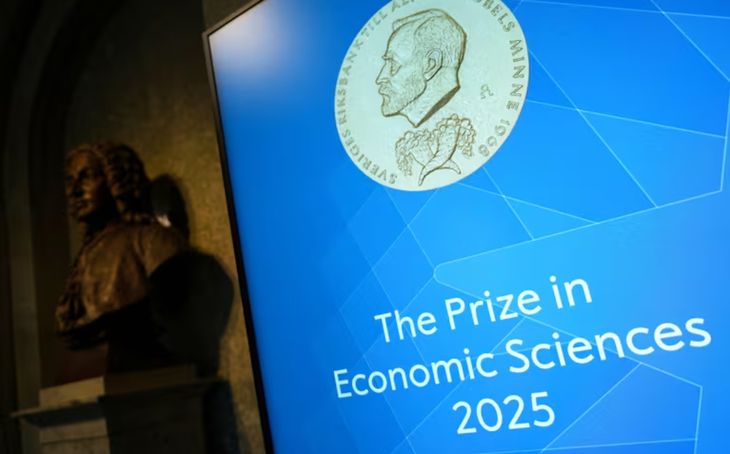 El Comité del Nobel destacó que la innovación puede ser tanto creativa como destructiva, y requiere políticas que equilibren ambos efectos. El Comité del Nobel destacó que la innovación puede ser tanto creativa como destructiva, y requiere políticas que equilibren ambos efectos.