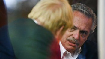 alberto recordo su contrapunto con boris johnson por malvinas: se termino la reunion