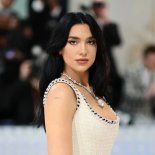 El significado de llevar pelo negro, según la psicología. El significado de llevar pelo negro, según la psicología.