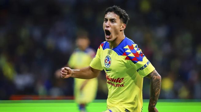 América logró su segundo triunfo consecutivo por 3-2 en su visita a León, con un penal entregado por el VAR y anotado por Alejandro Zendejas. .&nbsp;
