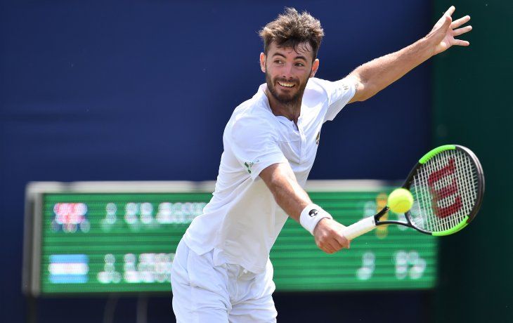 Lóndero aprovechó su chance y avanzó en Eastbourne