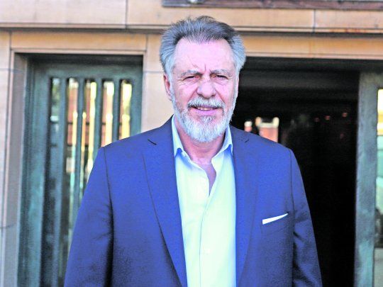 Crist&oacute;bal L&oacute;pez