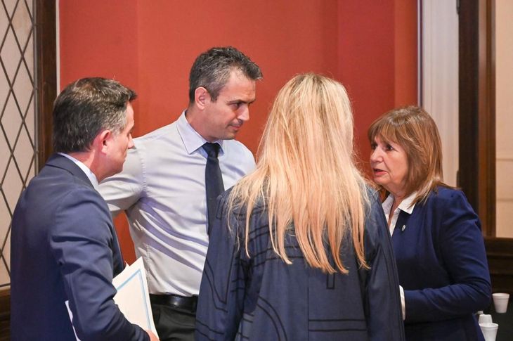 La mesa chica del oficialismo logró la media sanción de la reforma laboral. La mesa chica del oficialismo logró la media sanción de la reforma laboral.